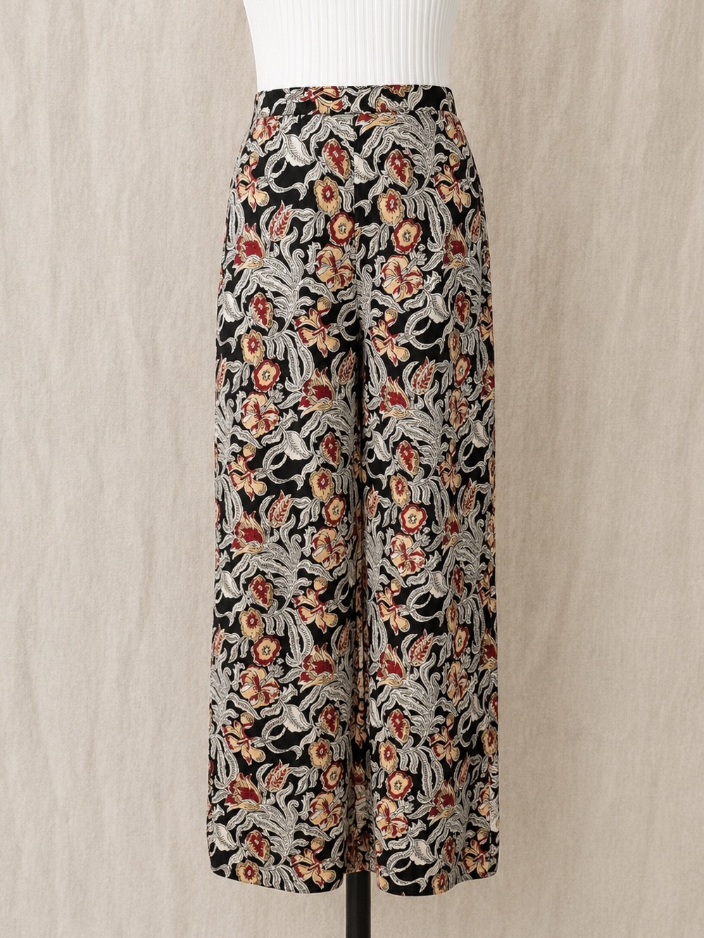 Maison Hotel Hugo Wide Leg Pants Floral Print Black XS